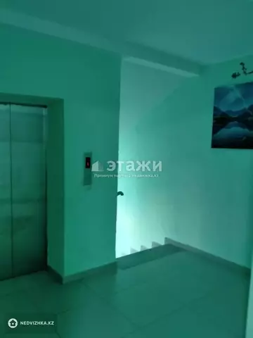 2-комнатная квартира, этаж 8 из 8, 71 м²