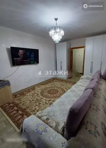 2-комнатная квартира, этаж 4 из 5, 50 м²
