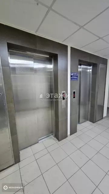 1-комнатная квартира, этаж 24 из 24, 70 м²