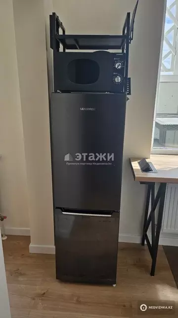 1-комнатная квартира, этаж 24 из 24, 70 м²