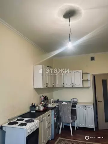 1-комнатная квартира, этаж 9 из 9, 53 м²