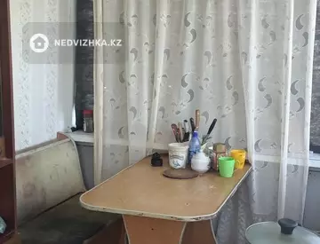 5-комнатный дом, 6 соток, 80 м²