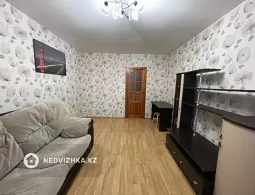 1-комнатная квартира, этаж 1 из 5, 40 м², на длительный срок