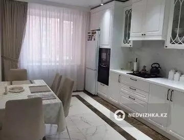 3-комнатная квартира, этаж 3 из 9, 120 м²