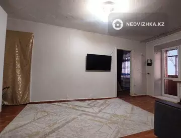 2-комнатная квартира, этаж 5 из 5, 42 м²