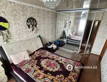 4-комнатная квартира, этаж 6 из 6, 87 м²
