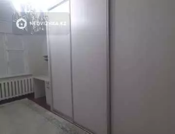2-комнатная квартира, этаж 2 из 5, 48 м²