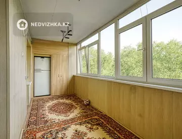 4-комнатная квартира, этаж 4 из 4, 85 м²