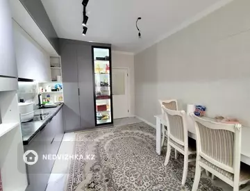 3-комнатная квартира, этаж 7 из 10, 91 м²