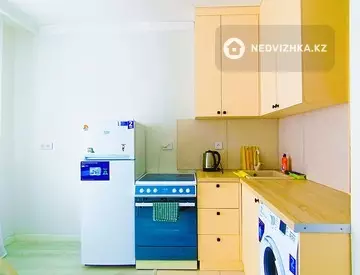 1-комнатная квартира, этаж 5 из 14, 45 м², посуточно