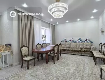 3-комнатная квартира, этаж 3 из 5, 118 м²