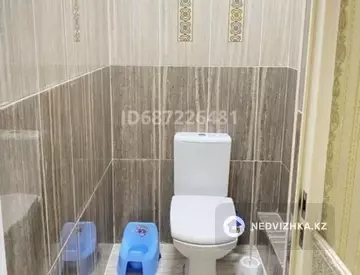 2-комнатная квартира, этаж 2 из 5, 74 м², на длительный срок