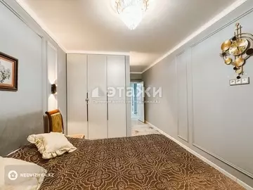 3-комнатная квартира, этаж 13 из 13, 85 м²