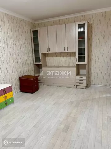 2-комнатная квартира, этаж 1 из 4, 43 м²