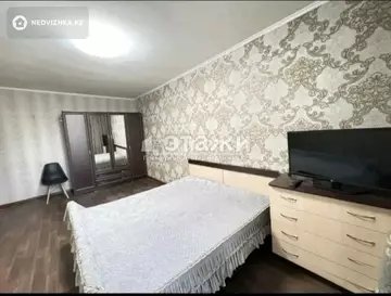 1-комнатная квартира, этаж 4 из 5, 32 м²