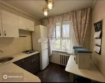 1-комнатная квартира, этаж 4 из 5, 32 м²