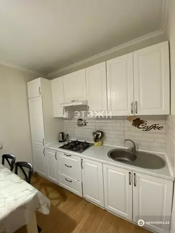 2-комнатная квартира, этаж 8 из 9, 67 м²