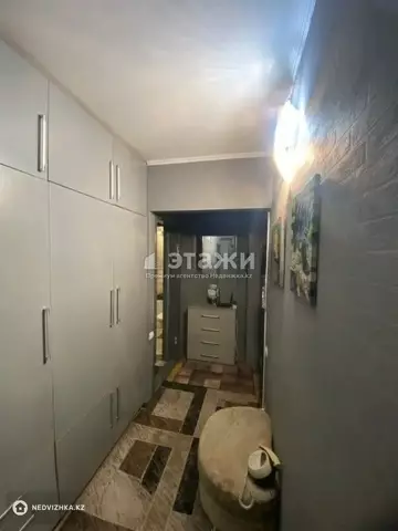 2-комнатная квартира, этаж 4 из 4, 45 м²