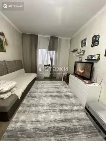 1-комнатная квартира, этаж 9 из 9, 42 м²