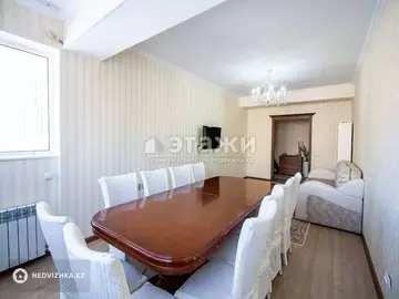 3-комнатная квартира, этаж 7 из 12, 100 м²