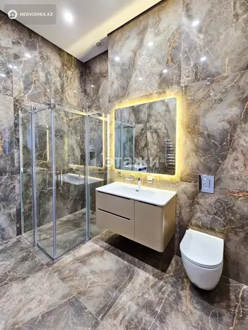 4-комнатная квартира, этаж 21 из 21, 150 м², на длительный срок
