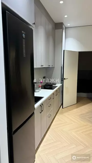 2-комнатная квартира, этаж 3 из 13, 47 м², на длительный срок