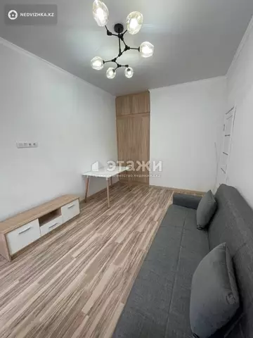 2-комнатная квартира, этаж 11 из 20, 42 м², на длительный срок