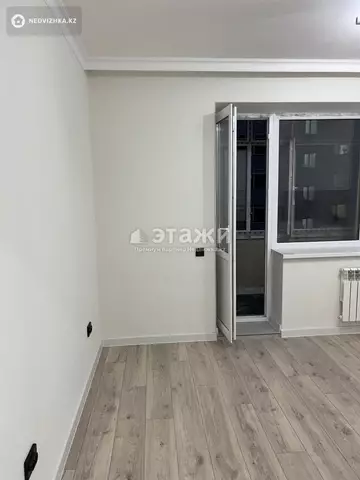 1-комнатная квартира, этаж 3 из 5, 36 м²