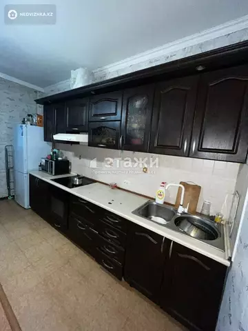 2-комнатная квартира, этаж 8 из 9, 66 м²