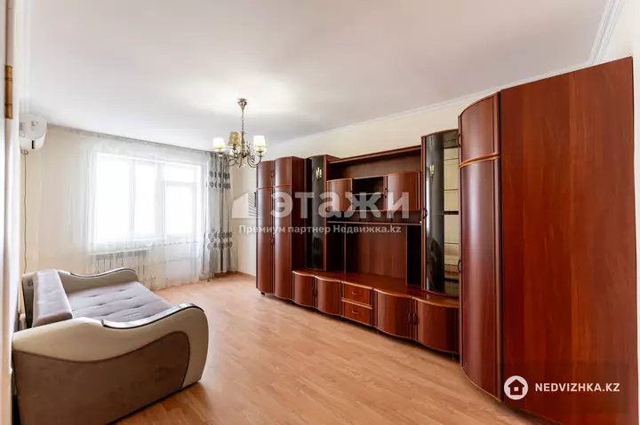77.2 м², 3-комнатная квартира, этаж 3 из 9, 77 м², изображение - 1