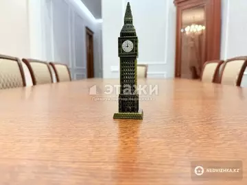 3-комнатная квартира, этаж 2 из 7, 108 м²