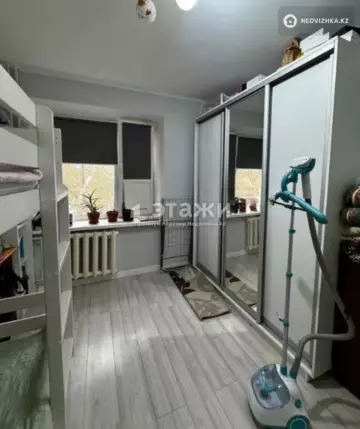 2-комнатная квартира, этаж 3 из 6, 48 м²