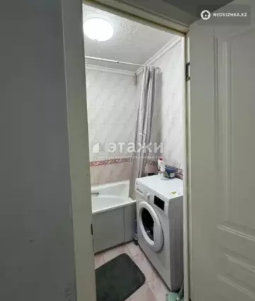 2-комнатная квартира, этаж 3 из 6, 48 м²