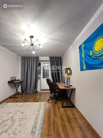 1-комнатная квартира, этаж 10 из 11, 40 м²
