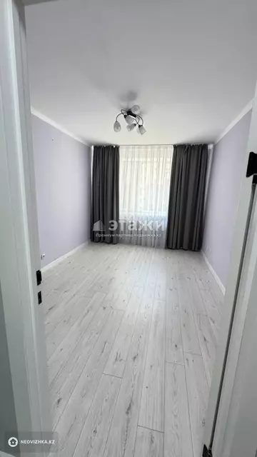 2-комнатная квартира, этаж 2 из 5, 55 м²