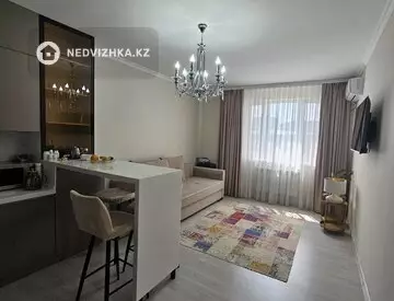 2-комнатная квартира, этаж 4 из 12, 52 м²