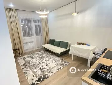 1-комнатная квартира, этаж 5 из 15, 41 м², на длительный срок