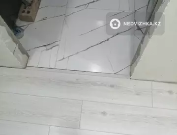 1-комнатная квартира, этаж 13 из 13, 43 м²