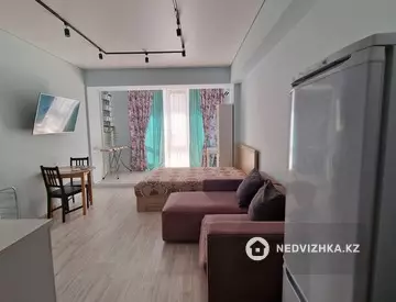 1-комнатная квартира, этаж 9 из 12, 35 м², на длительный срок