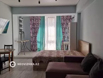 1-комнатная квартира, этаж 9 из 12, 35 м², на длительный срок