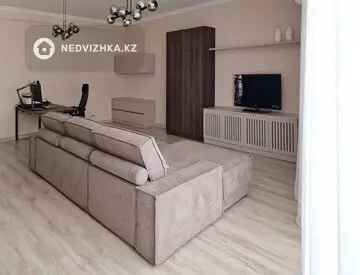 3-комнатная квартира, этаж 9 из 20, 115 м²