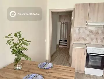 70 м², 2-комнатная квартира, этаж 8 из 13, 70 м², на длительный срок, изображение - 9