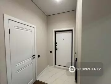 2-комнатная квартира, этаж 12 из 12, 41 м²