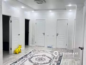 3-комнатная квартира, этаж 4 из 9, 120 м²