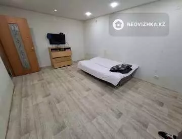 2-комнатная квартира, этаж 5 из 9, 50 м², на длительный срок
