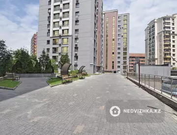 3-комнатная квартира, этаж 5 из 13, 105 м²