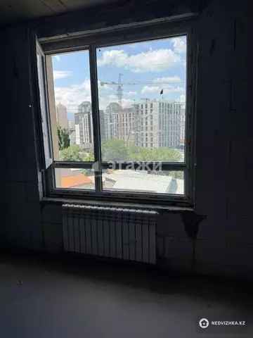 2-комнатная квартира, этаж 13 из 15, 56 м²
