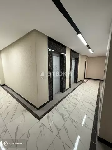 2-комнатная квартира, этаж 13 из 15, 56 м²