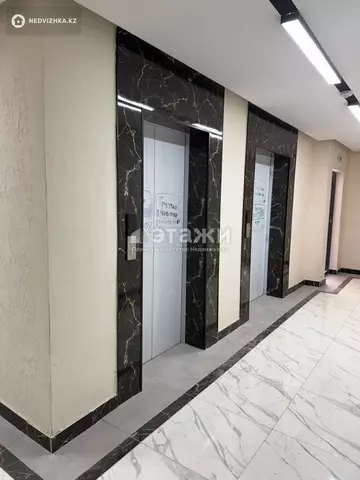 2-комнатная квартира, этаж 13 из 15, 56 м²