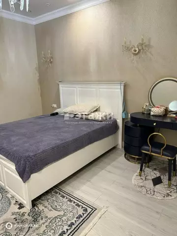 3-комнатная квартира, этаж 10 из 16, 108 м²